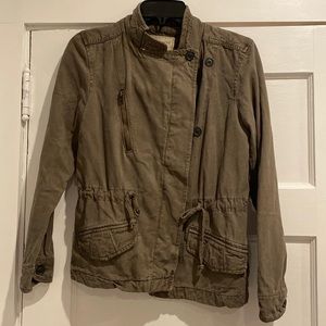 Lucky Brand Army Green Military Style. Fall/Spring or Summer Coat. Worn Once.